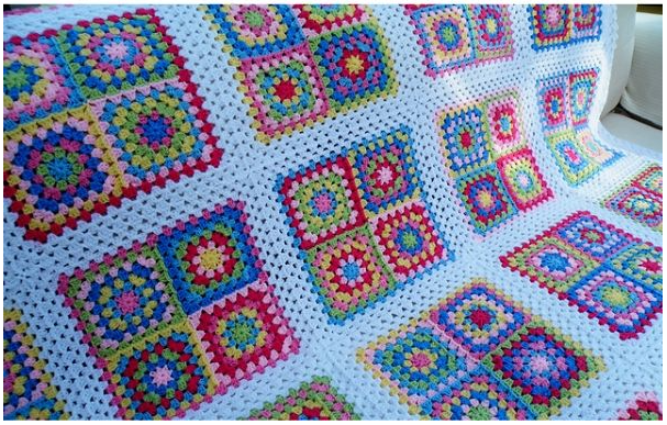 Giant Granny Squares - Crochet Blankets - Crafts Ideas