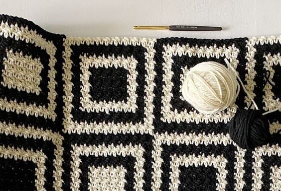 Free Pattern: Crochet Griddle Stitch Inverse Squares Blanket