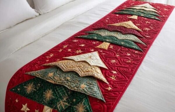 Quilted Bed Runner – Christmas Tree Pattern