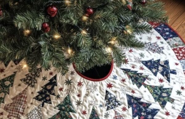 15 Quilted Christmas Tree Skirt Ideas – Inspiring Patchwork Patterns for a Festive Holiday Home