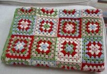 Crochet Pattern for Beginners: Step-by-Step Traditional Granny Square