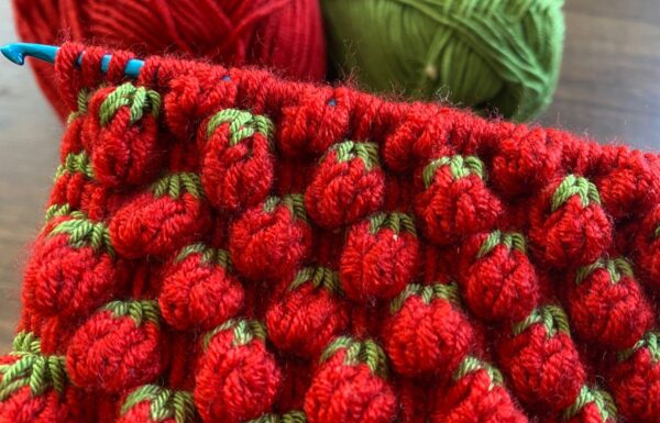 Crochet Strawberry Stitch – Beginner-Friendly Step-by-Step Pattern