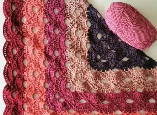 Easy Crochet Shawl Pattern: Beautiful Shell Stitch Wrap for Beginners